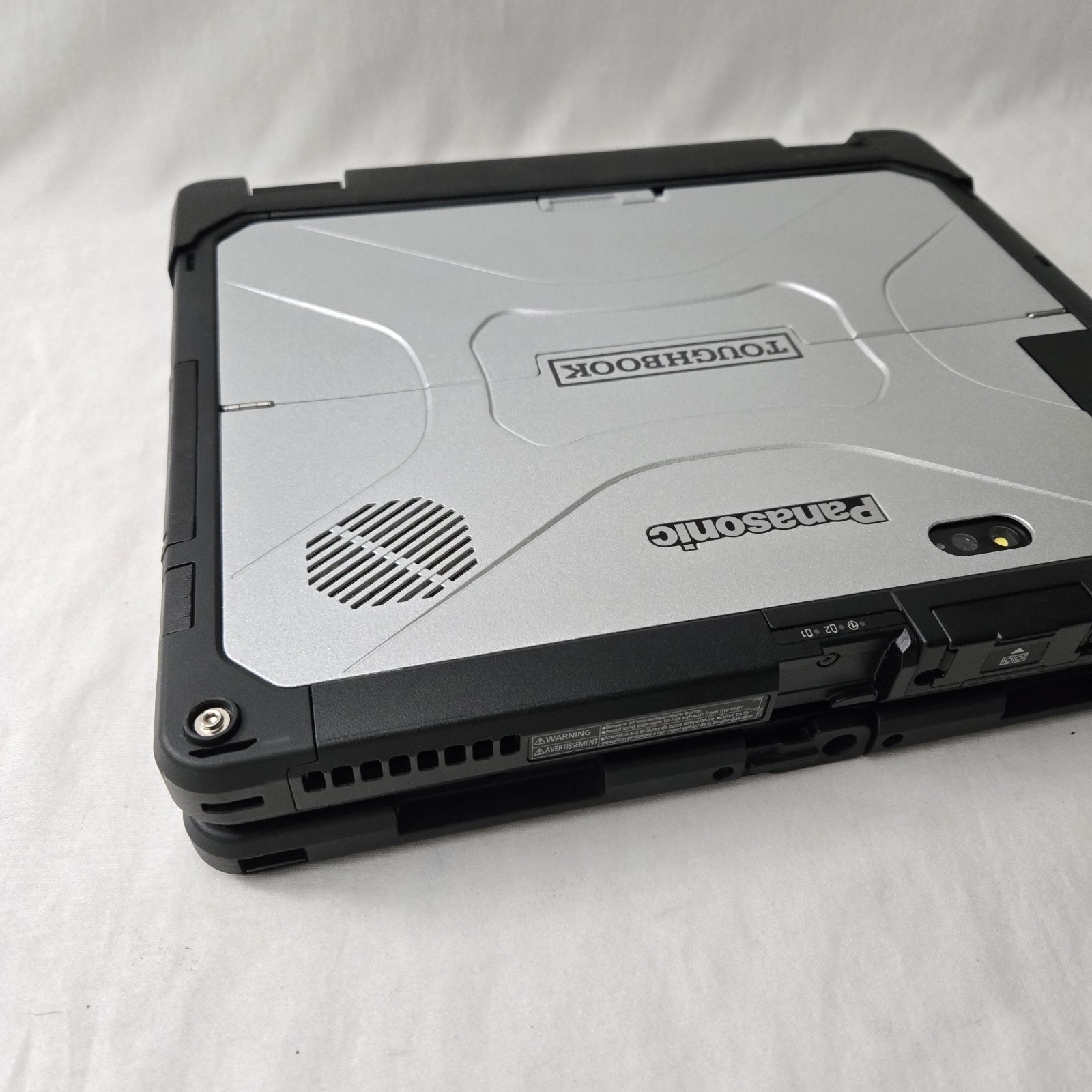 Panasonic Toughbook CF-33 i5-7300U 2.60GHz 256GB SSD 8GB Ram 4G – GPS – Grade B+