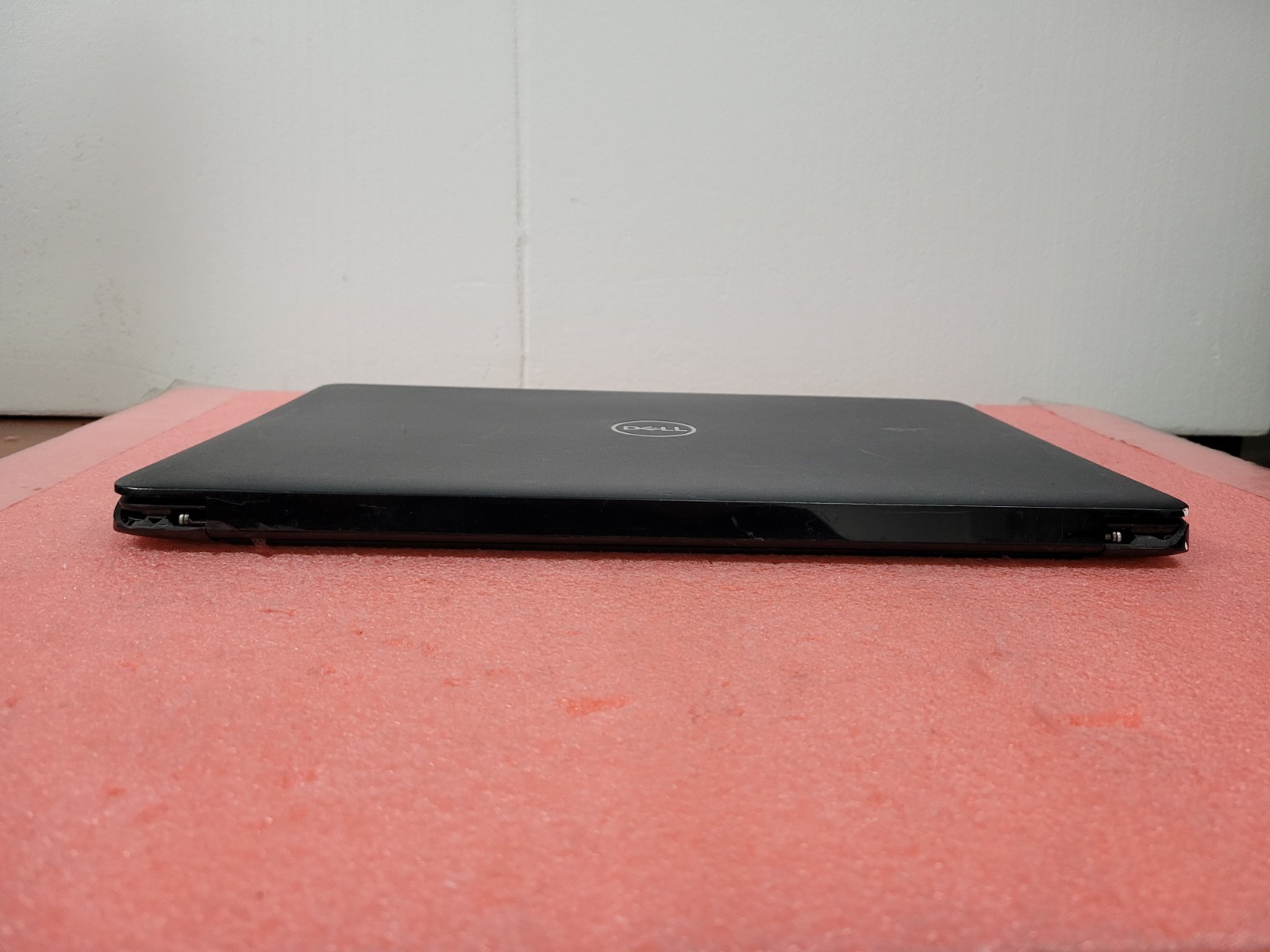 Dell Latitude 3500 14″ i5-8265U 8GB RAM Win 10 Pro *AS IS/No HDD/Read* | LP431