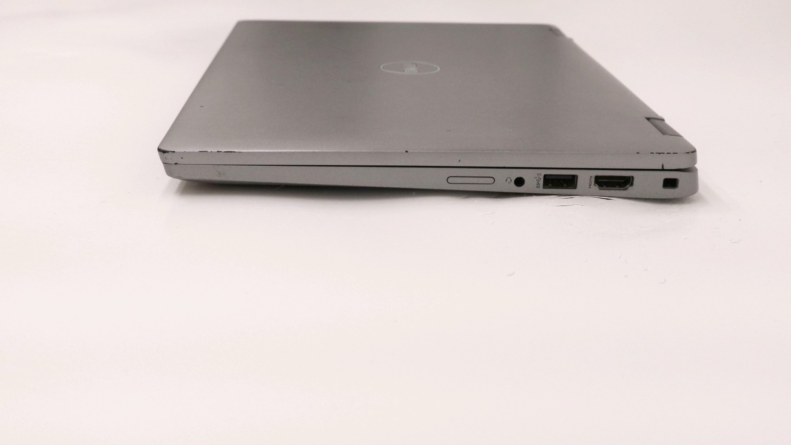 Dell Latitude 5330 13″ i7-1265u 16GB 512GB – Very Good