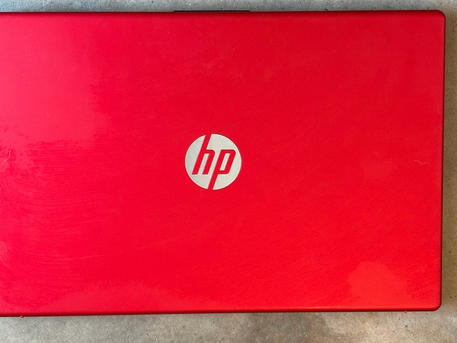 HP 15-fd0083wm (128GB SSD, Intel Pentium N-Series, 1.80 GHz, 4GB) Laptop – Red –