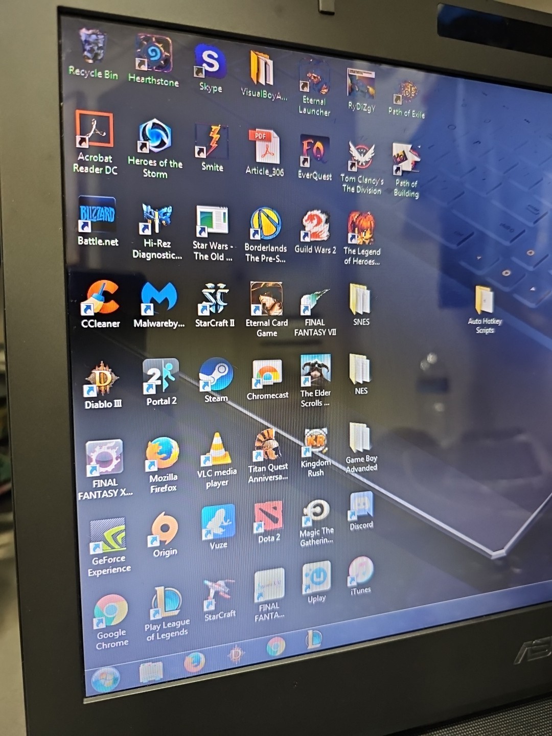 (N) ASUS G74S 17.3″ I7-2670QM NVIDIA GTX 560M 12GB RAM 500gb SSD