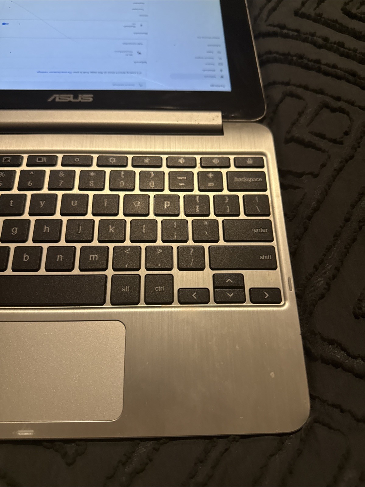 Asus C101P Flip 2-in-1 Touchscreen 10″ Chromebook – Notebook (read)