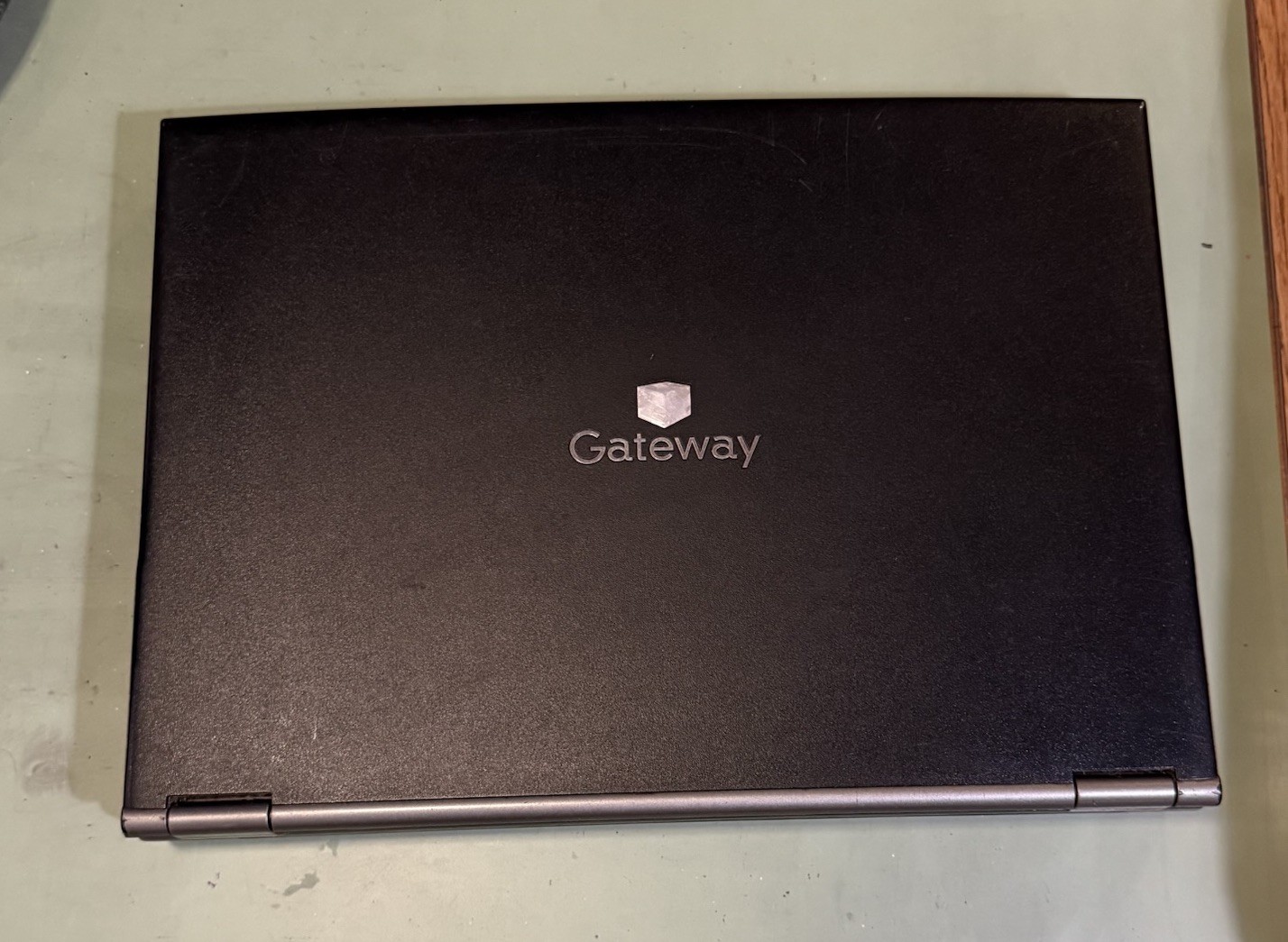 Gateway W340UA Laptop 15.4” Untested Windows Vista Era Notebook Parts Or Repair