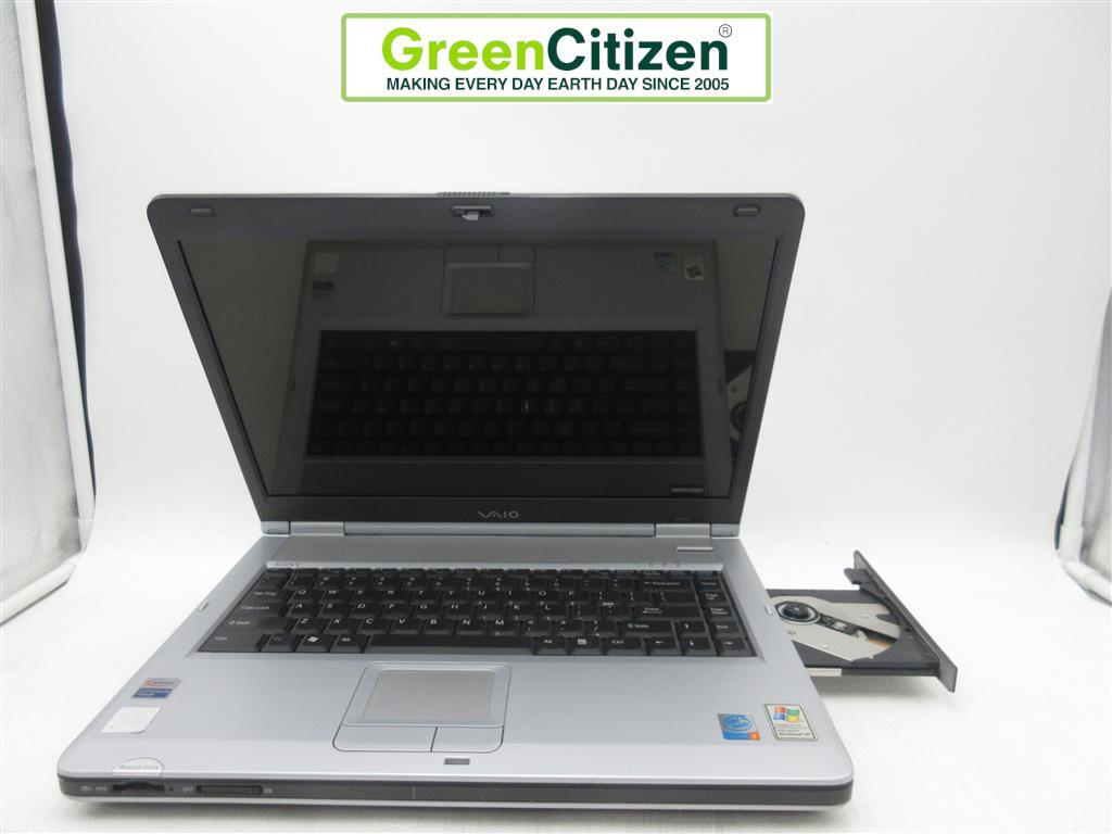 Sony VAIO PCG-K23 Mobile Pentium III 63MB RAM No HDD 15.4″ Radeon IGP 345M