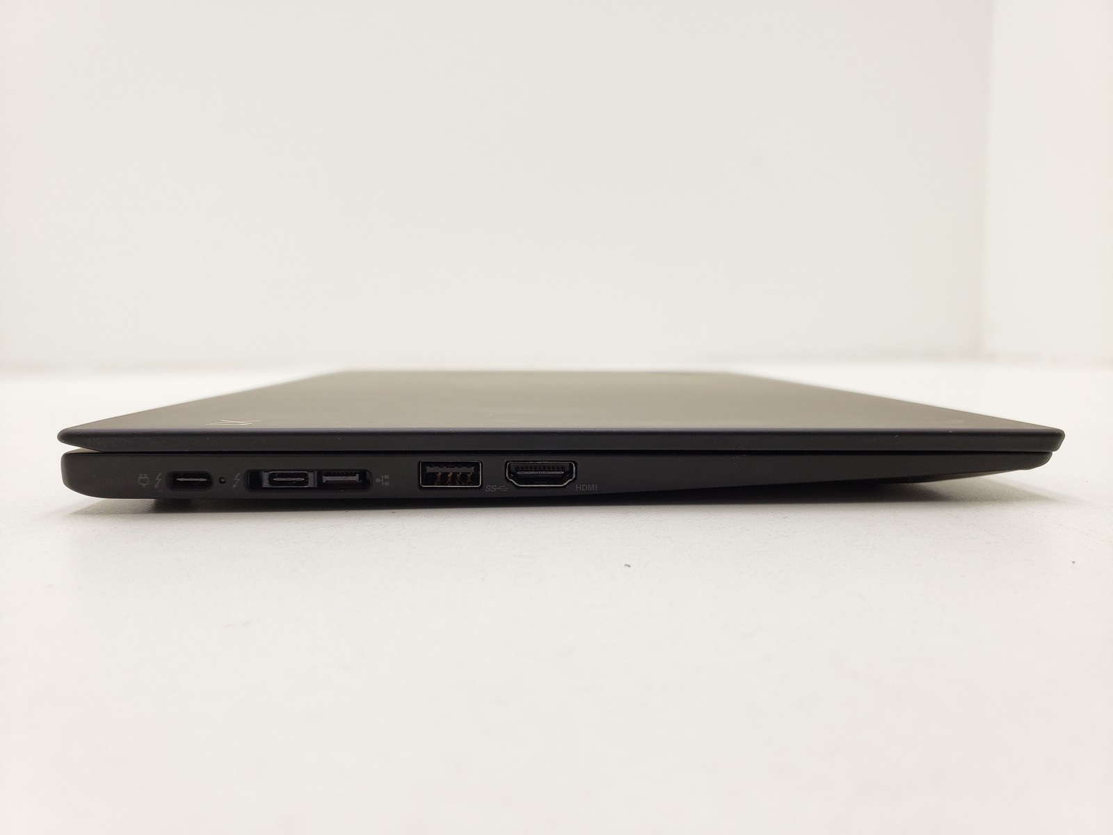 Lenovo ThinkPad X1 Carbon Gen 6th i7-8650U 16GB RAM 256GB SSD 14″ Win 11 Pro.