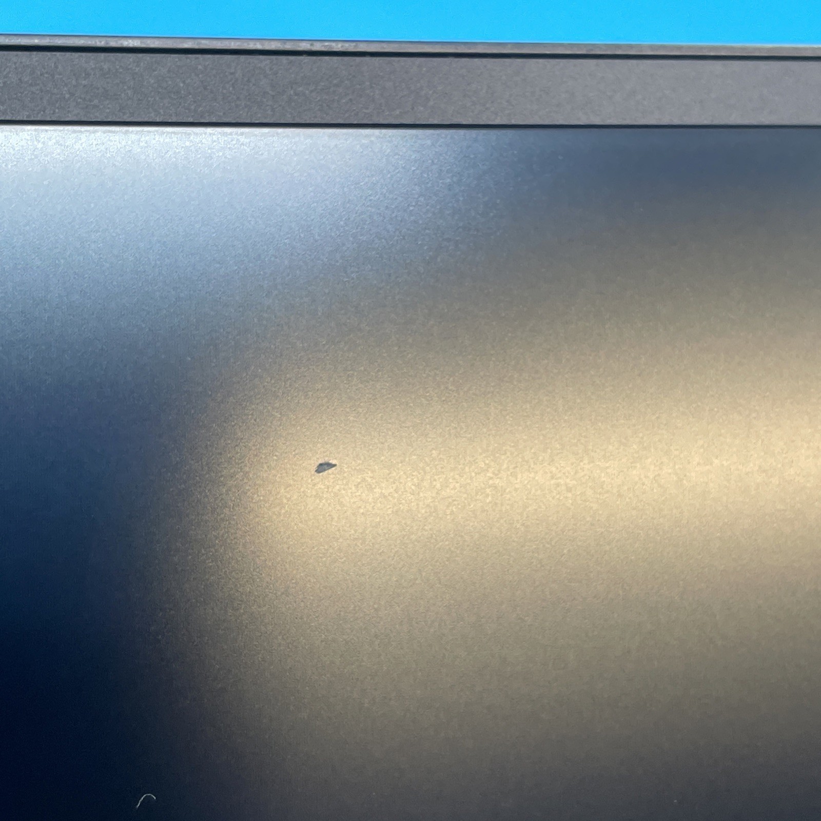 Dell XPS 15 9510 | i9-11900H | 64GB RAM | 512GB SSD | RTX 3050 | NO OS | 39%