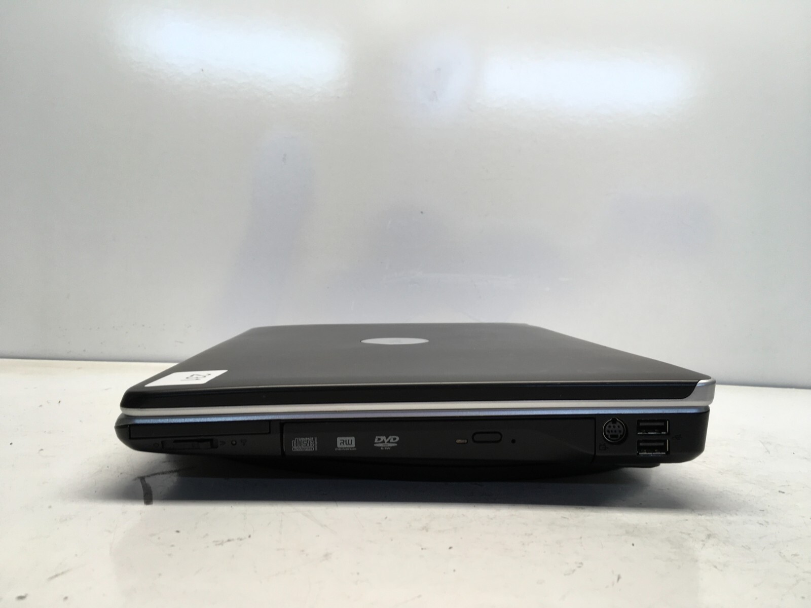 Dell Inspiron 1525 Intel Pentium Dual Core 06FD 1.6GHz 4 GB NO HDD No Batt