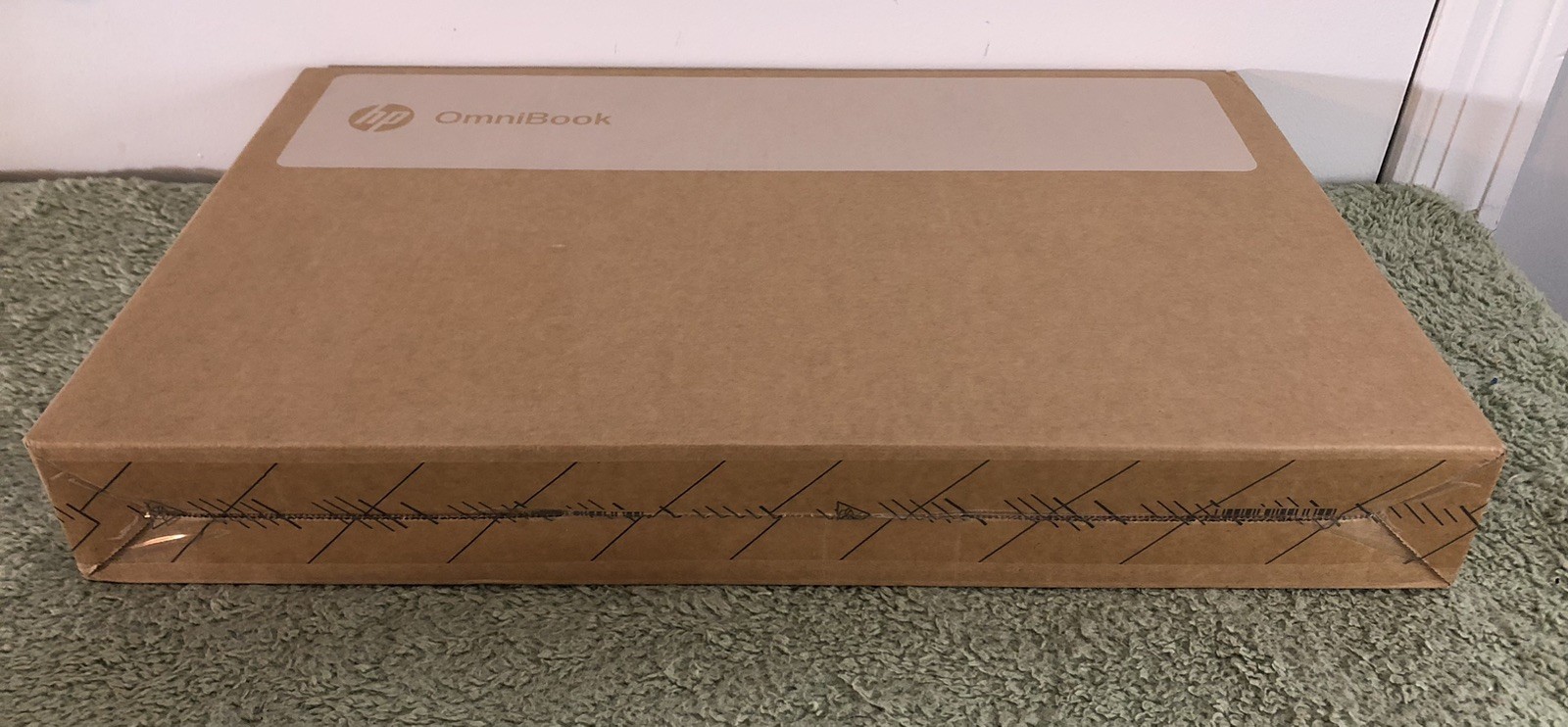 New HP OmniBook 3 16-BU0305DX 16″ Core Ultra 5 225U 3.3GHz 8GB RAM 512GB SSD