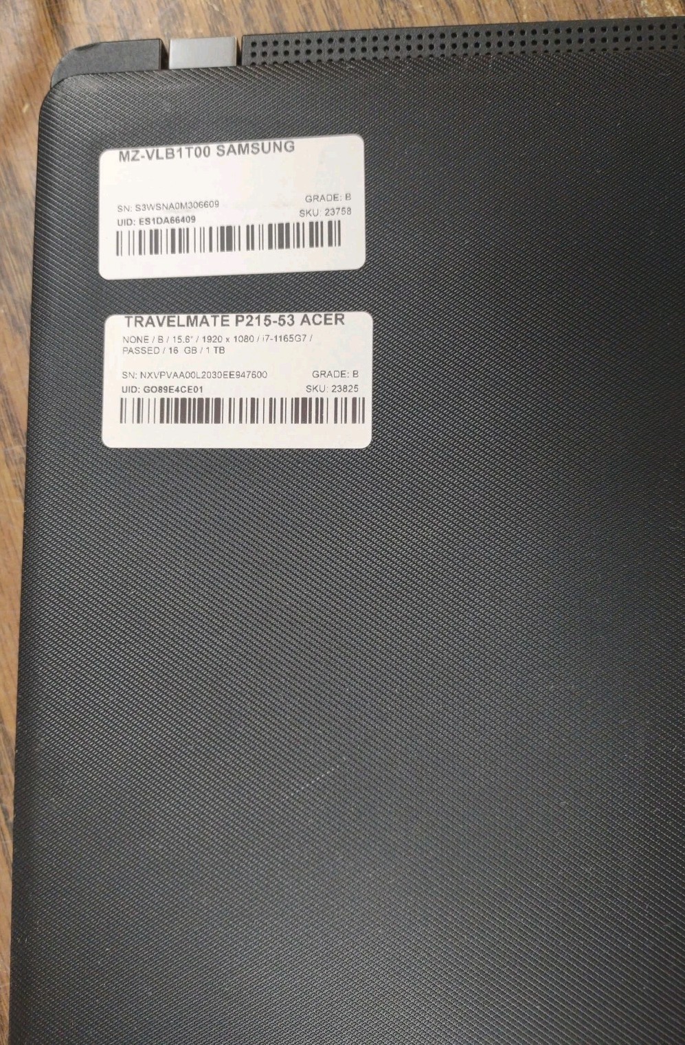 Acer TravelMate P215-53 N19Q8 W/ I7-1165G7, 16GB, 1TB.