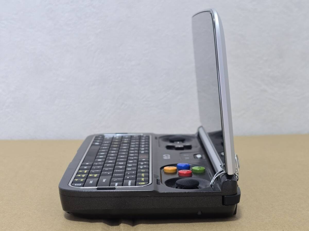 GPD Win2 Win 2 Intel Core M3-7y30 Windows 10 Home RAM 8GB SSD 256GB Japan