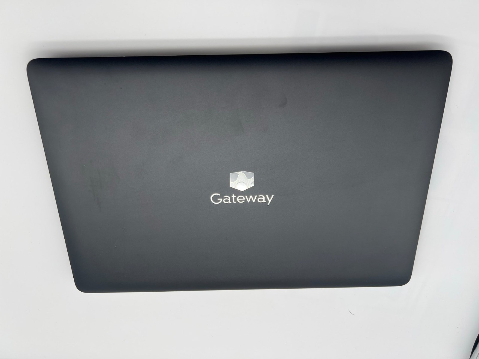 Gateway 14.1 Ultra Slim Notebook FHD Intel® Core™ I5-1135G7 16/512GB win 11 pro