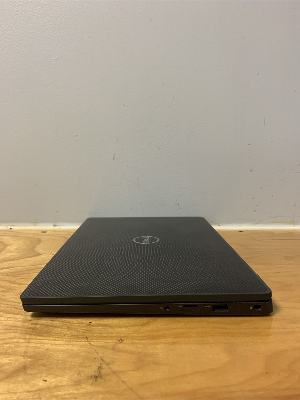 Dell Latitude 7400 14″ Laptop i5-8365U 8GB RAM 256GB Win11 Pro