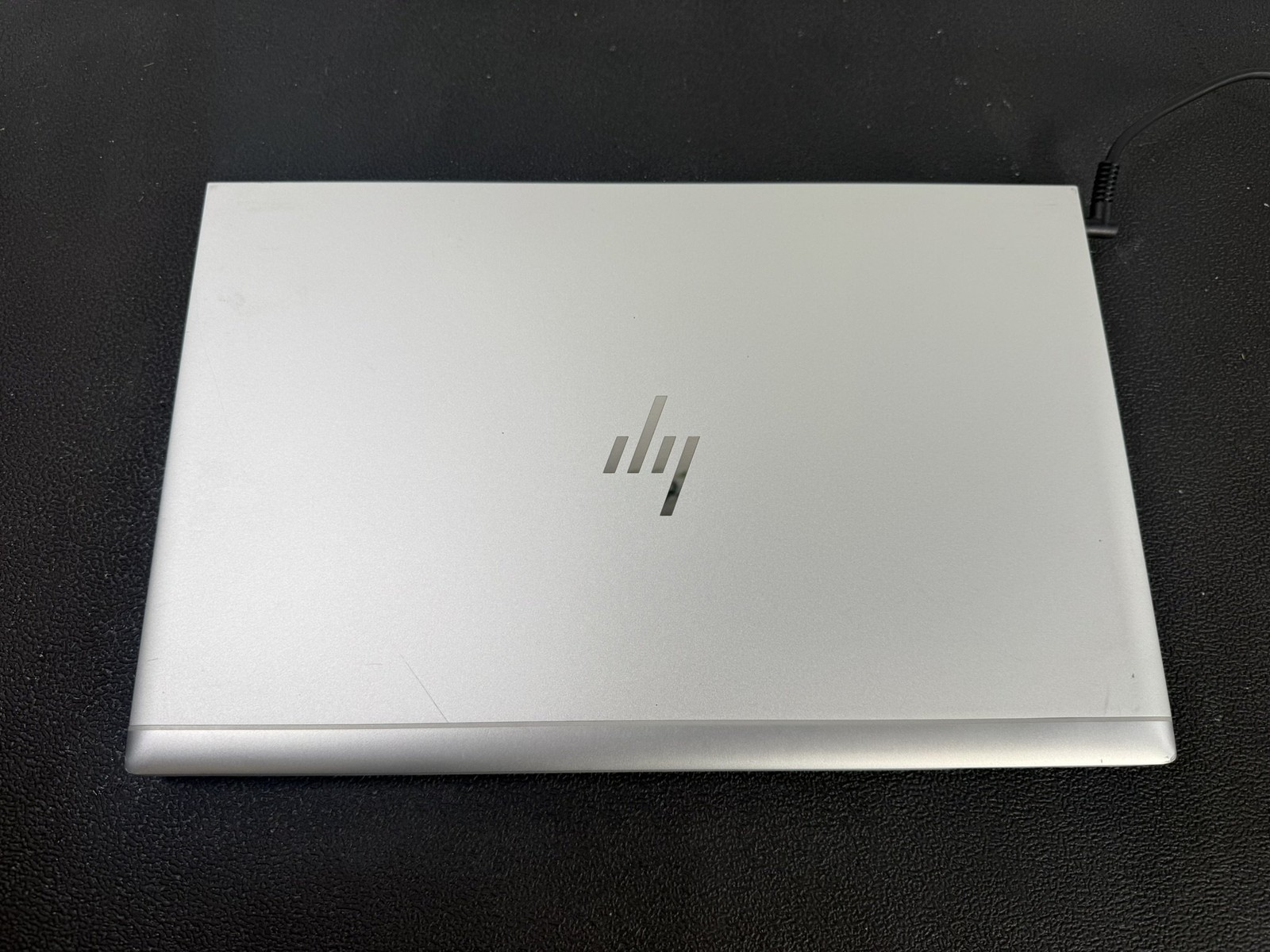 HP EliteBook 850 G7 15.6″ i7-10510U 1.8GHz 4GB DDR4 NO SSD NO BATTERY – READ