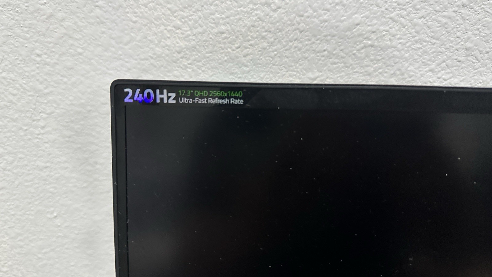 Razer Blade 17 2022 17.1 QHD 240Hz i7-12800H 16GB 1TB RTX 3070 Ti