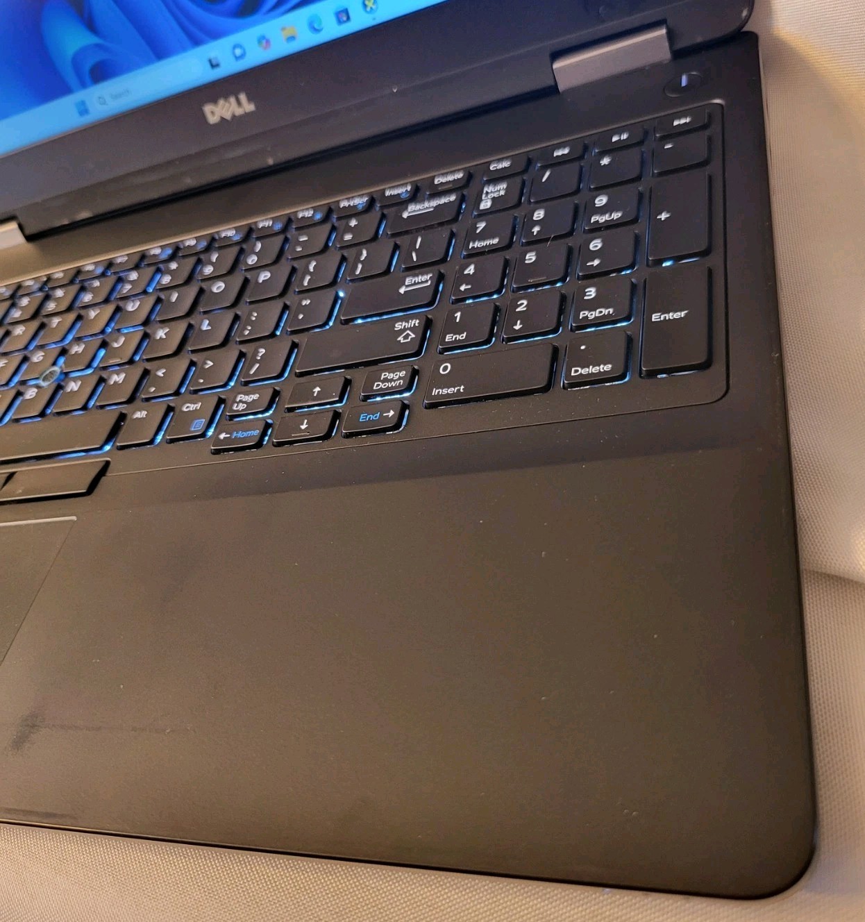 Dell Precision 3510 Xeon E3-1505M v5 16GB RAM 256GB SSD O62201