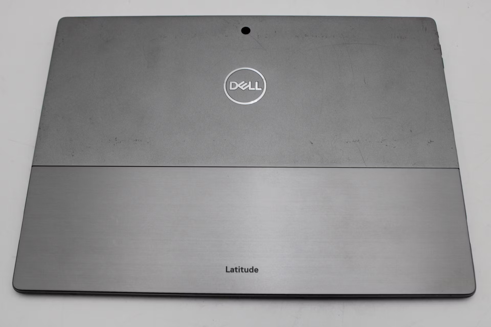Dell Latitude 7320 Detachable 13″ i5-1140G7, 256GB NVMe, 16GB RAM, No keyboard