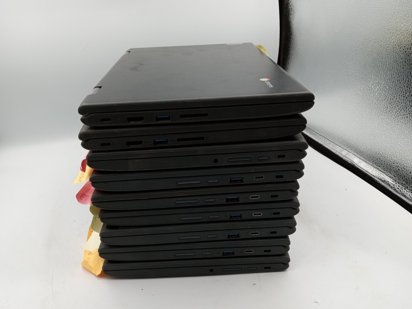 Lot of 9 – Lenovo 300e 11.6″ 2in1 Chromebooks – FOR PARTS – VARIOUS ISSUES -RR