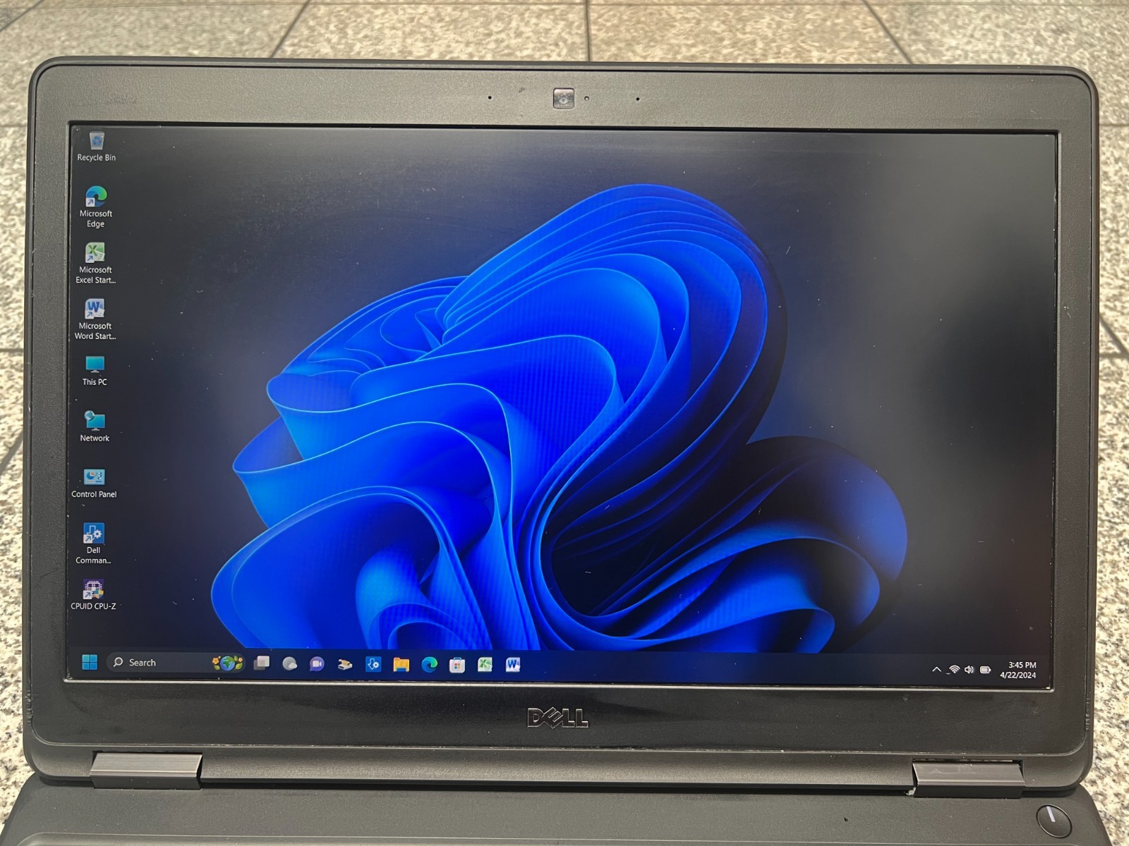 Dell Latitude E5550 8GB RAM 128GB SATA SSD 15.6″ Intel Core i5-5300U Win 11 Pro