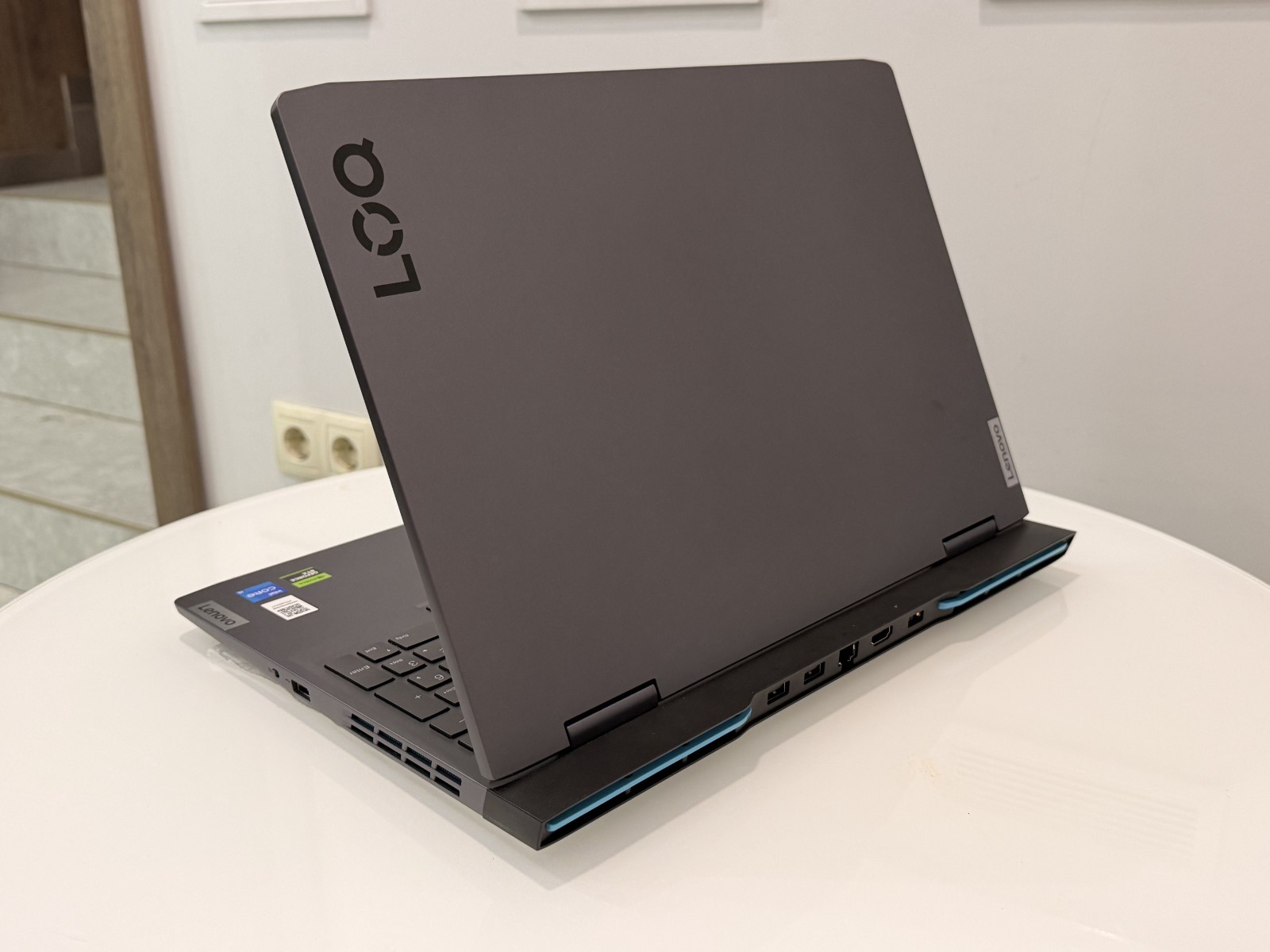 Lenovo LOQ 15 For parts, No Ram, No SSD, No battery