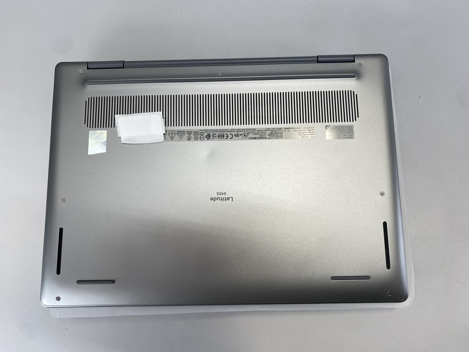 Dell Laptop Latitude 5455 14″ Qualcomm Snapdragon X Plus X1P42100 512GB- Gray