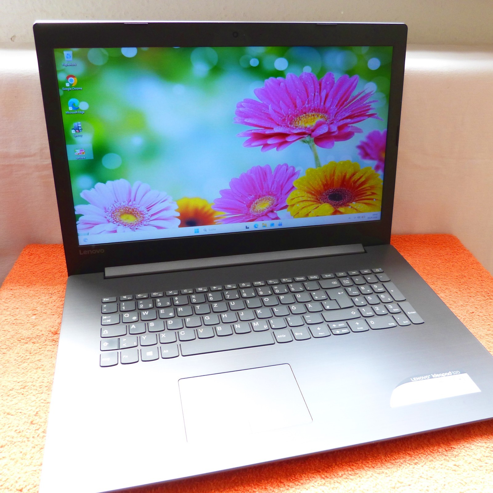 Lenovo 320 17″ HDP DOLBY ULTRABOOK l SSD Windows 11 l Intel GOLD I USBC HDMI