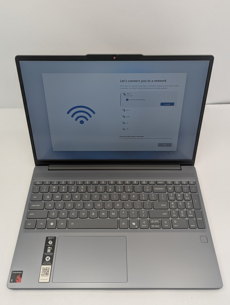 Lenovo IdeaPad Slim 3x Snapdragon X 16GB RAM 1TB SSD 15.6″ Touch WUXGA 1920×1200