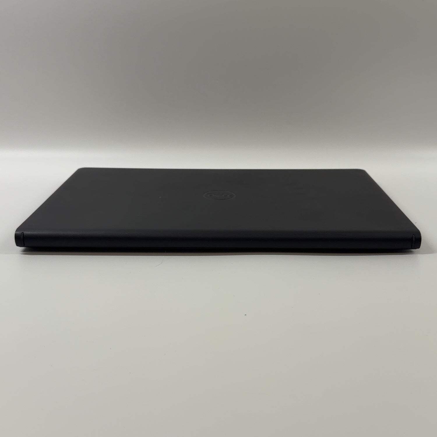 Dell Inspiron 3535 15.6″ Ryzen 7 7730U 2.0GHz 16GB RAM 1TB SSD