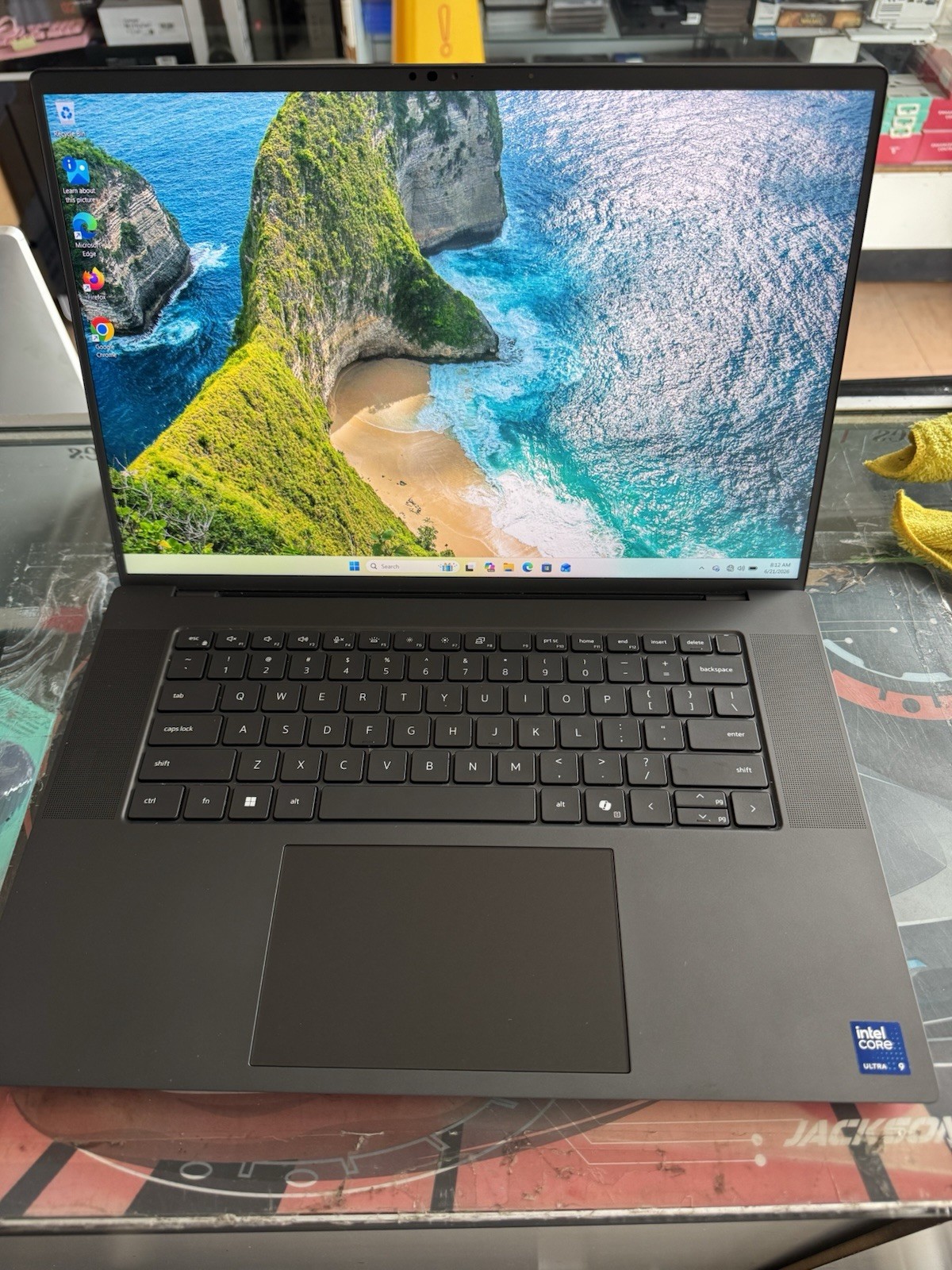 Dell Precision 5690 16″ Ultra 9 185H 32GB 512GB SSD RTX 2000 Ada Win11 Pro