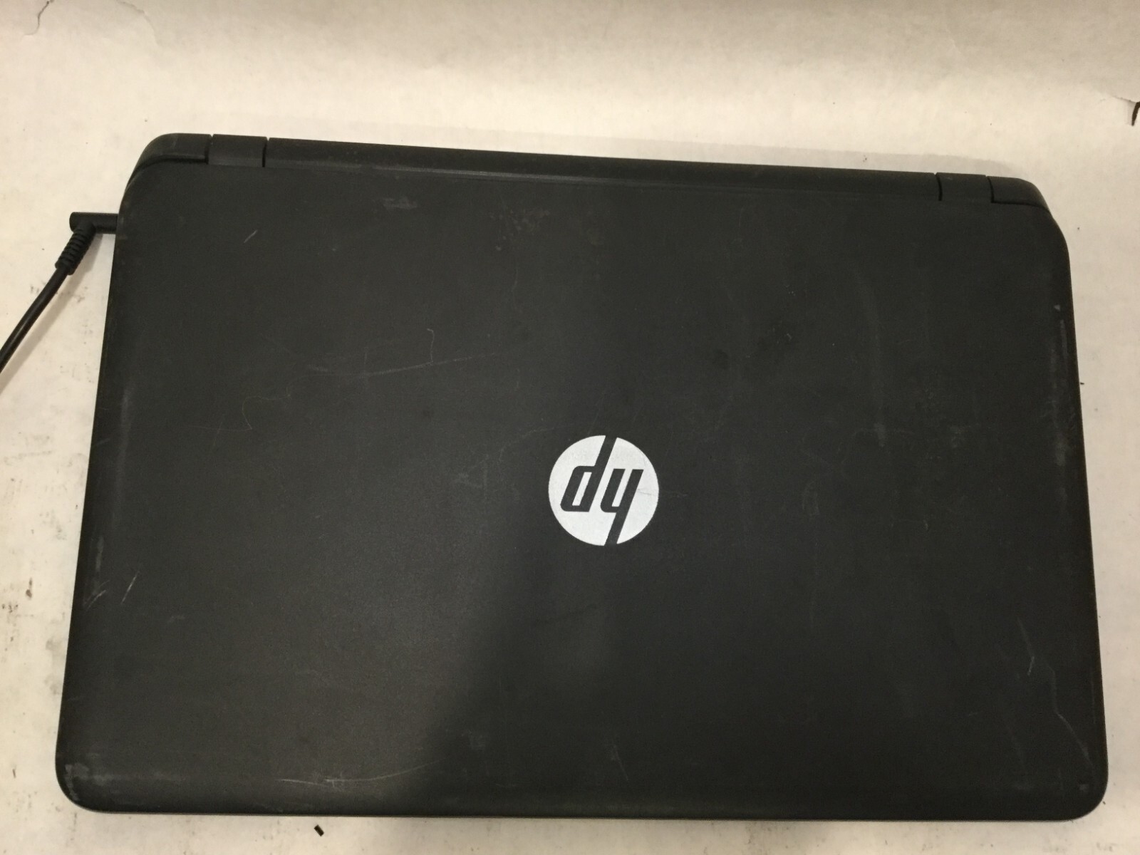 HP 15-f033wm / Intel Celeron N2830 @ 2.16GHz / (NO STORAGE or MEMORY) -MR