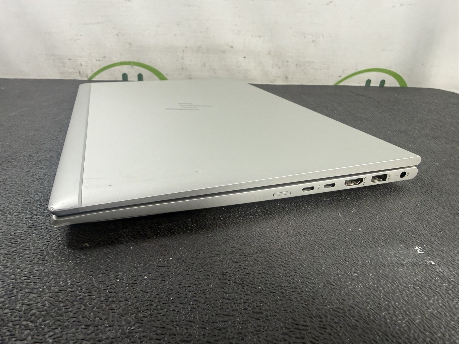 HP EliteBook 850 G7 15.6″ i7-10510U 1.8GHz 4GB DDR4 NO SSD NO BATTERY – READ