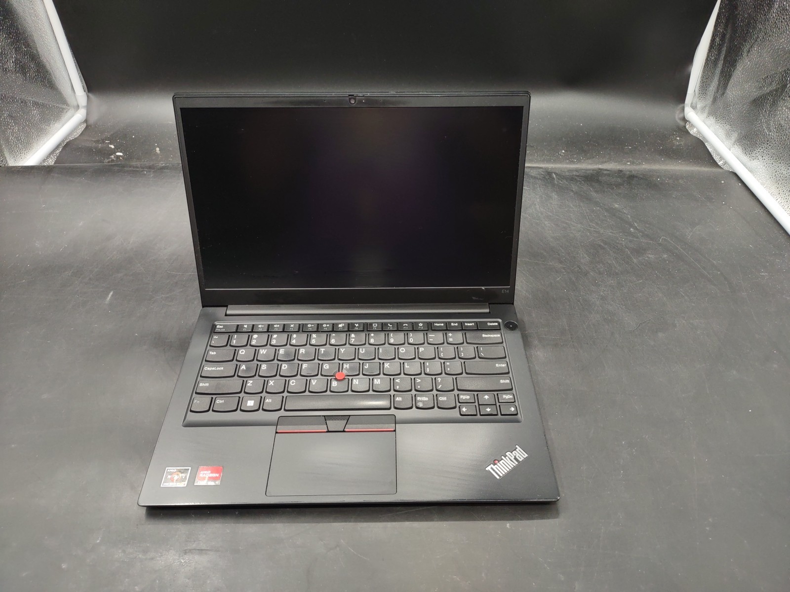 Lenovo Thinkpad E14 AMD Ryzen 7 5700U 8GB RAM 512GB NVME NO OS