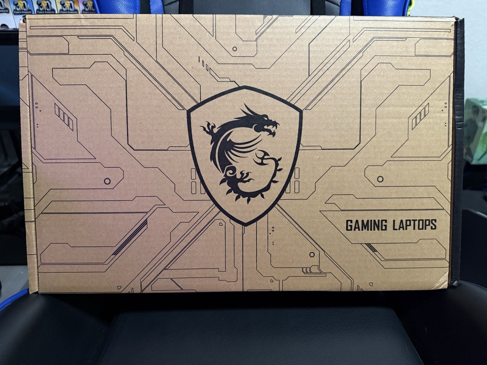 MSI Crosshair 18 HX AI A2XWGKG-012US 18″ Gaming Laptop QHD U9-275HX 5070 1TB