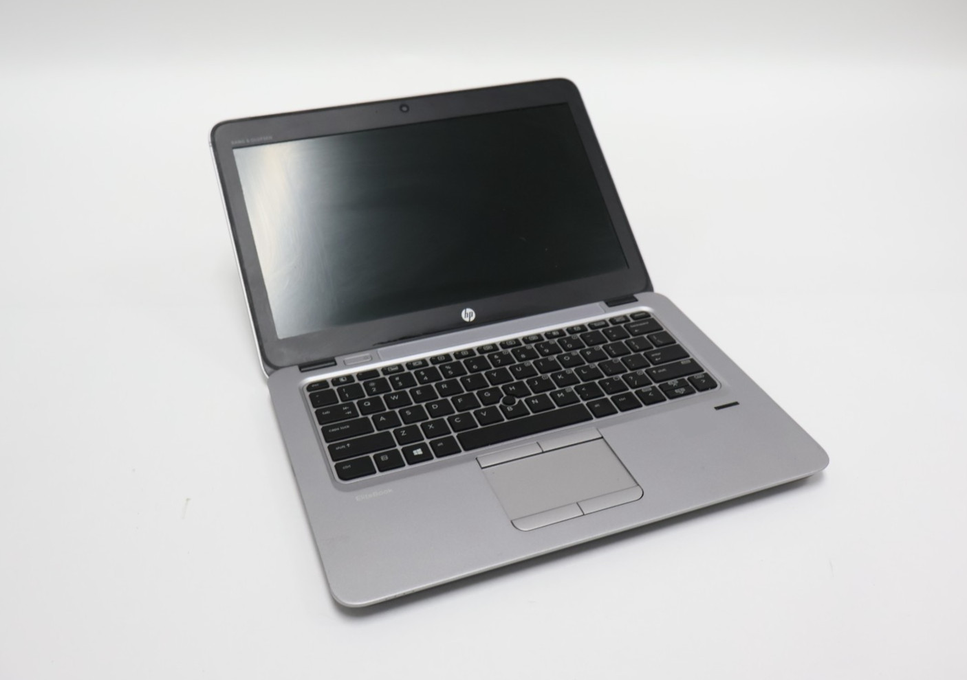HP Elitebook 725 G3 – AMD PRO A12-8800B R7 – 16GB RAM – 256GB SSD NO OS
