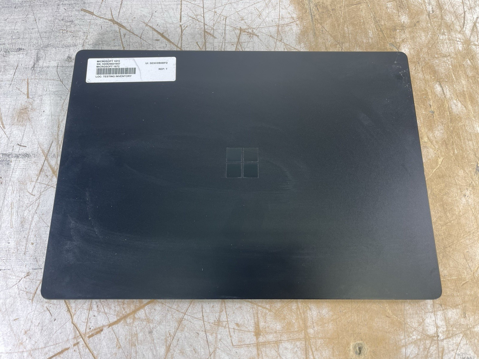 MICROSOFT SURFACE LAPTOP 3 1872 i5-1035G7 @ 1.2GHZ, 8GB RAM, NO HDD/OS – (PARTS)