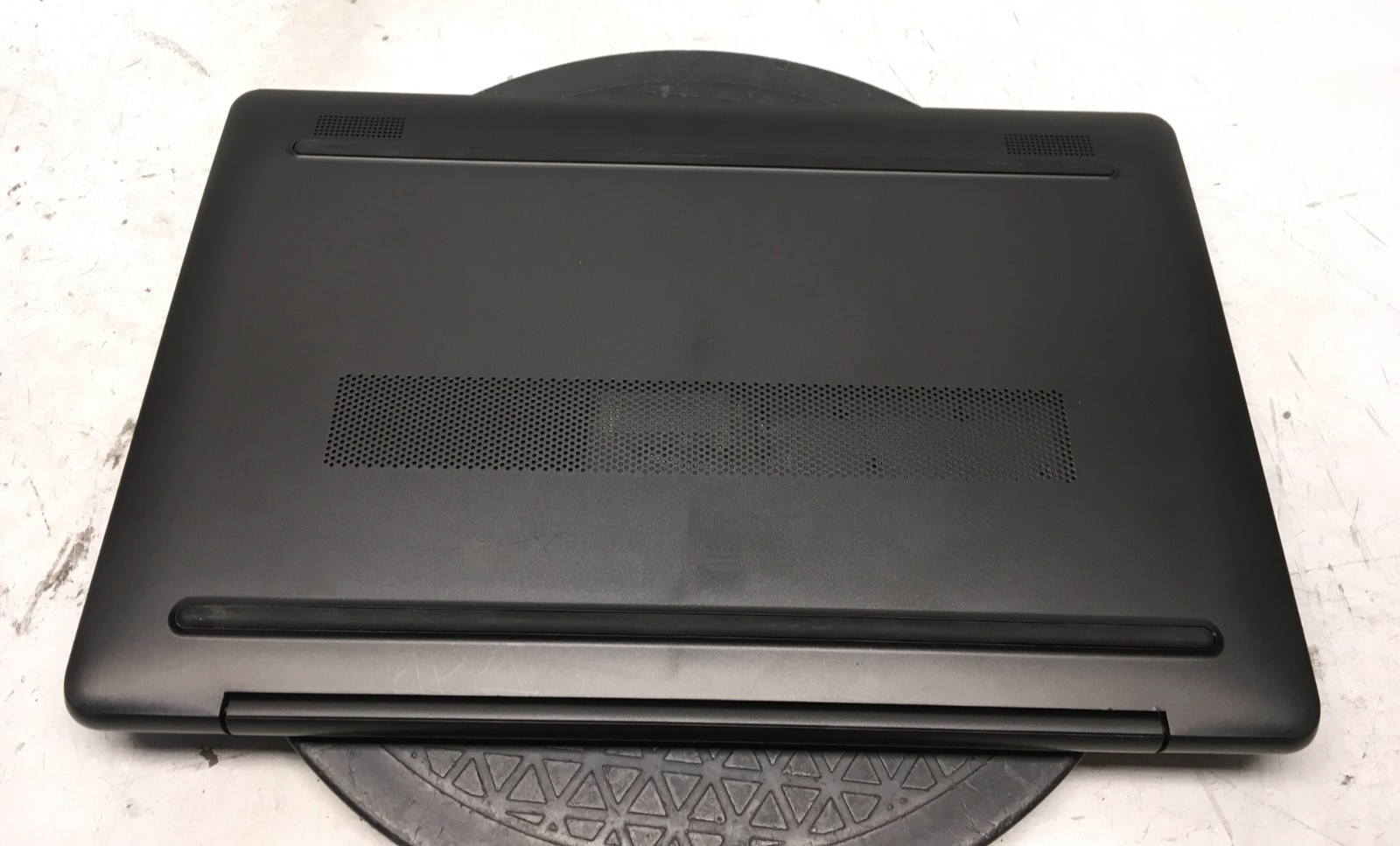 HP Stream 14-DS0013DX AMD A4-9120E 1500MHz 4 GB NO HDD No Batt