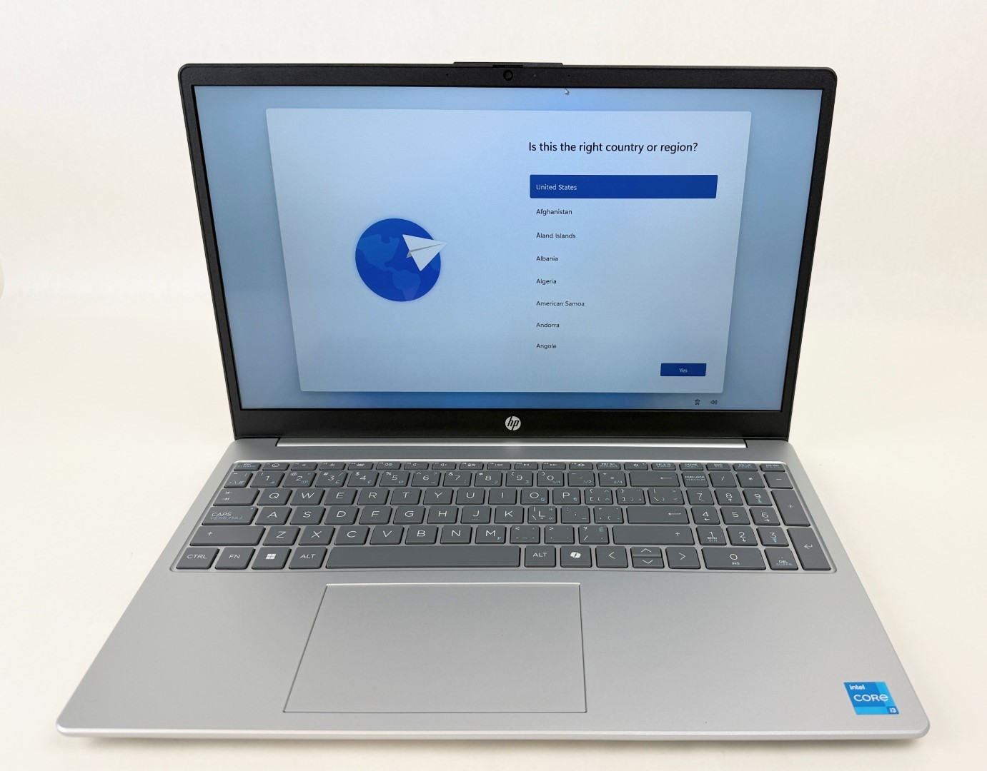 HP 15-fd0083ca 15.6″ FHD Touch i3-1315U 16GB 512GB SSD W11H