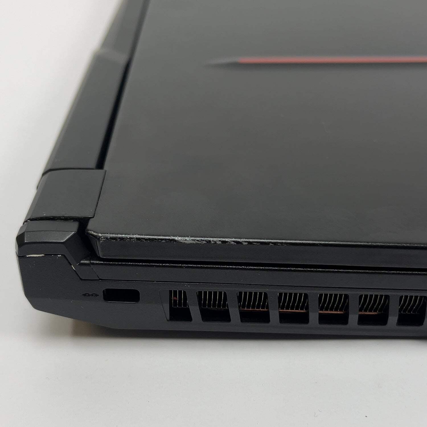 MSI Raider GE75 i7-10750H 16GB RAM 1TB SSD 512GB SSD GeForce RTX 2080 Super