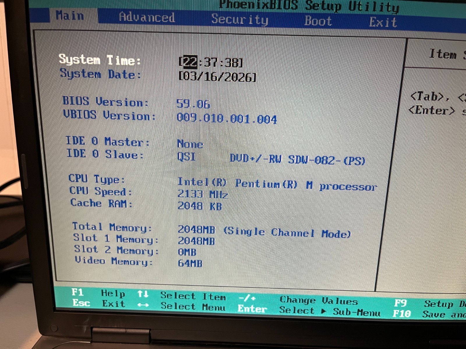 Gateway PA2 17.1″ Laptop M680E Intel Centrino Pentium M770 2 GB Ram NO HDD