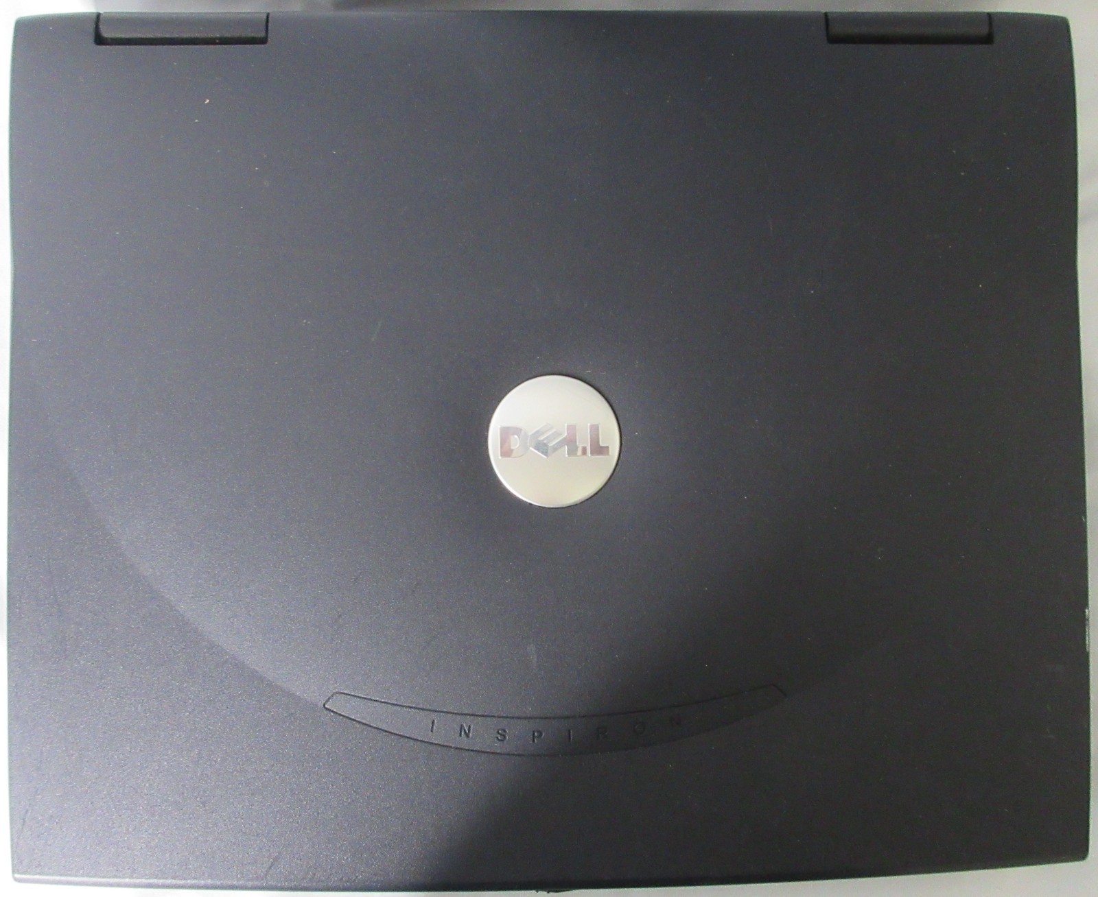 Dell Inspiron 2600 Pentium III-M 256MB RAM 40GB HDD WIN XP Light Testing READ