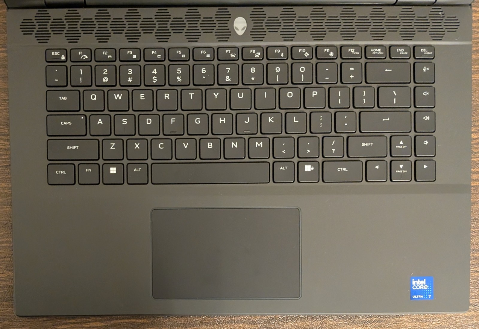 Alienware m16 R2 16” QHD+ 240Hz (Core Ultra 7 155H, 16GB/1TB, RTX 4070) Laptop