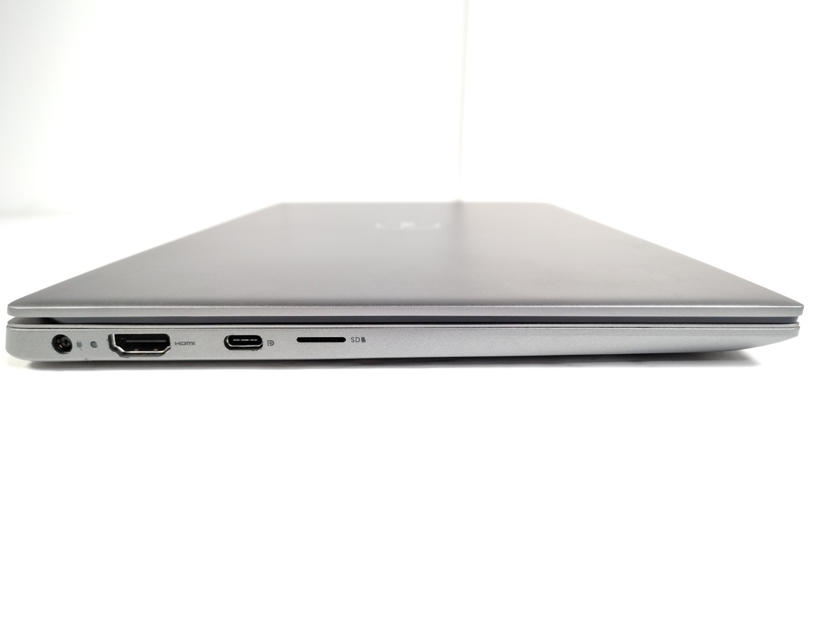 Dell Latitude 3301 8GB – 256GB i5-8265U Windows 11 Pro w/Bump Armor Case -Bundle