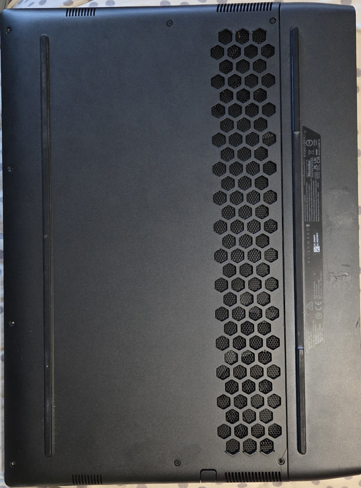 Alienware M17r5 Amd