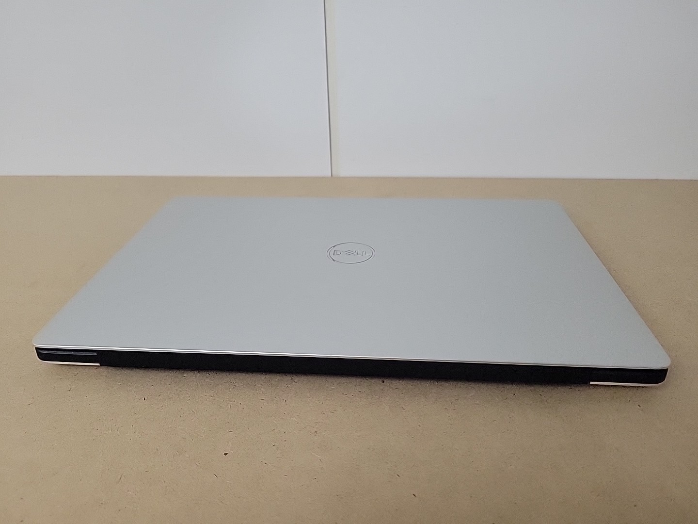 Dell XPS 13 9380 Laptop Intel Core i5-8265U 1.60GHz 8GB RAM 256GB SSD Win11