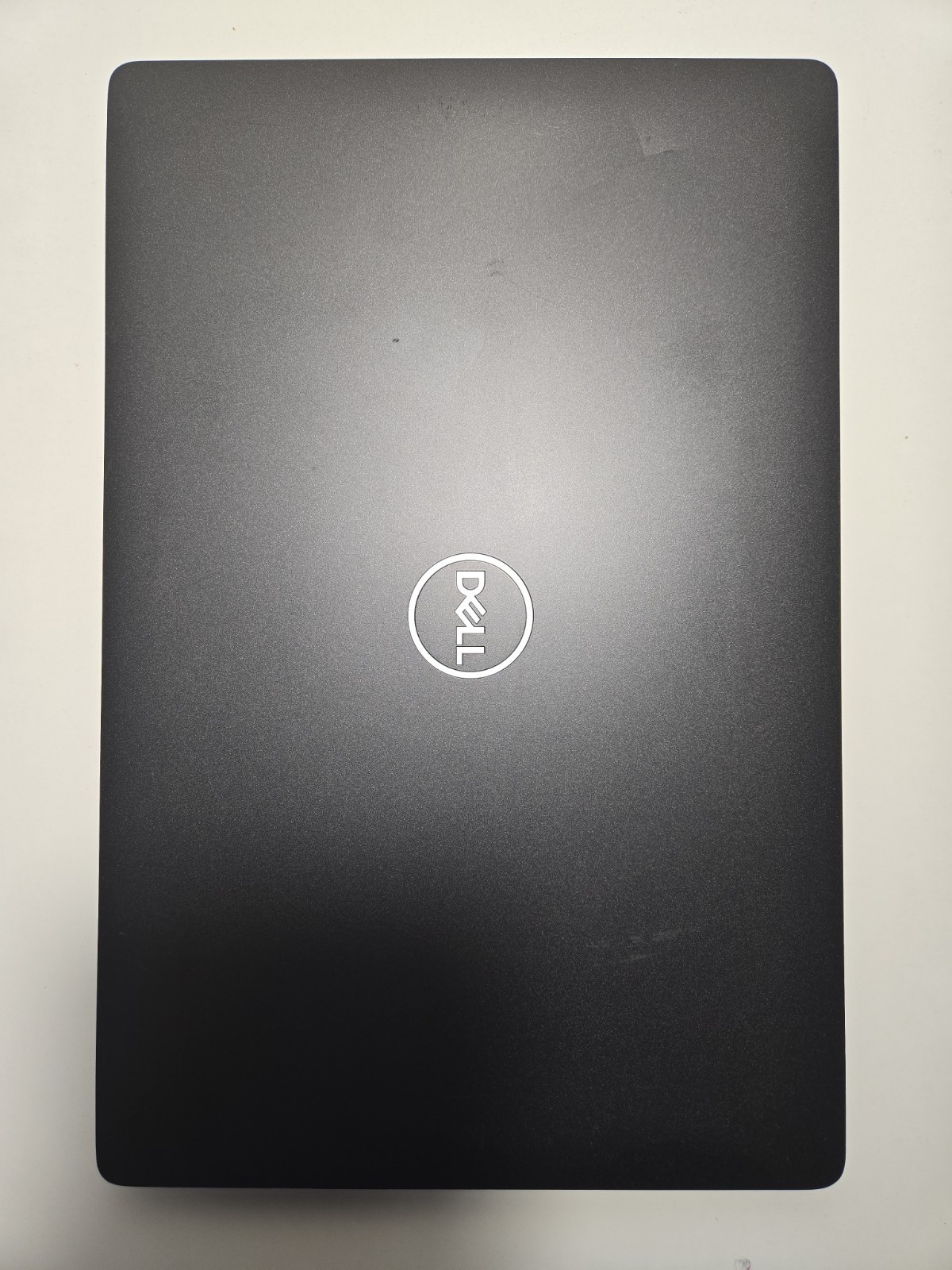 Dell Tscr 15,6″/ i7-8665/Radeon 540X/8Gb/ssd 127Gb/Camera/Battery Good/ NO AC#21
