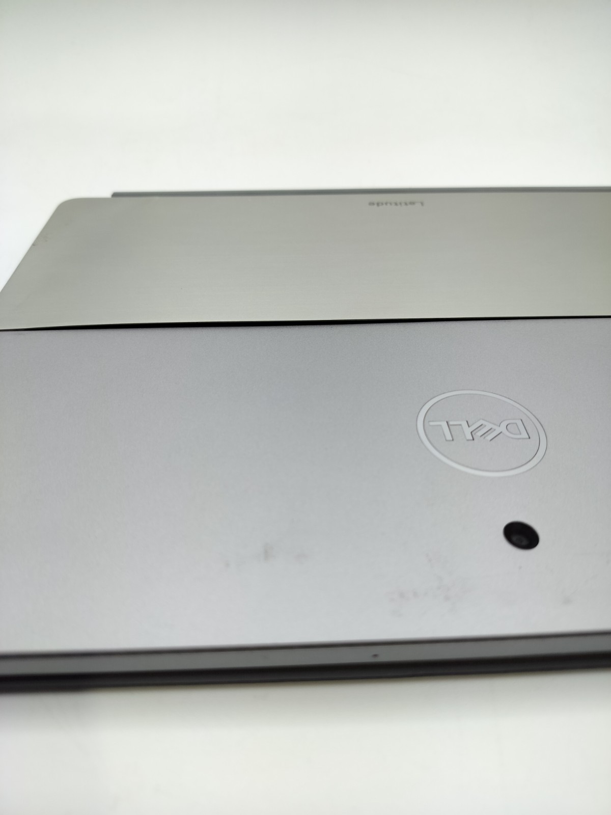 Dell Latitude 7200 12.3″ Touch 2 in 1 i5-8365U 8GB 512GB SSD Laptop Win 11P Read