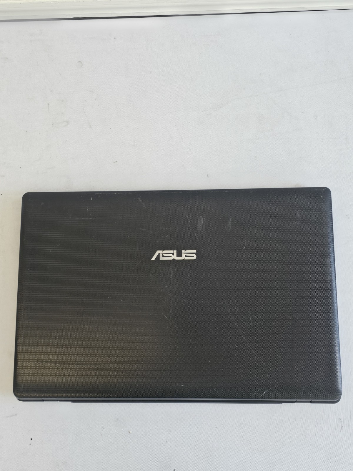 ASUS X755J Laptop – Intel i7 – 8GB RAM – 250GB HDD – BAD BATT – Windows 10