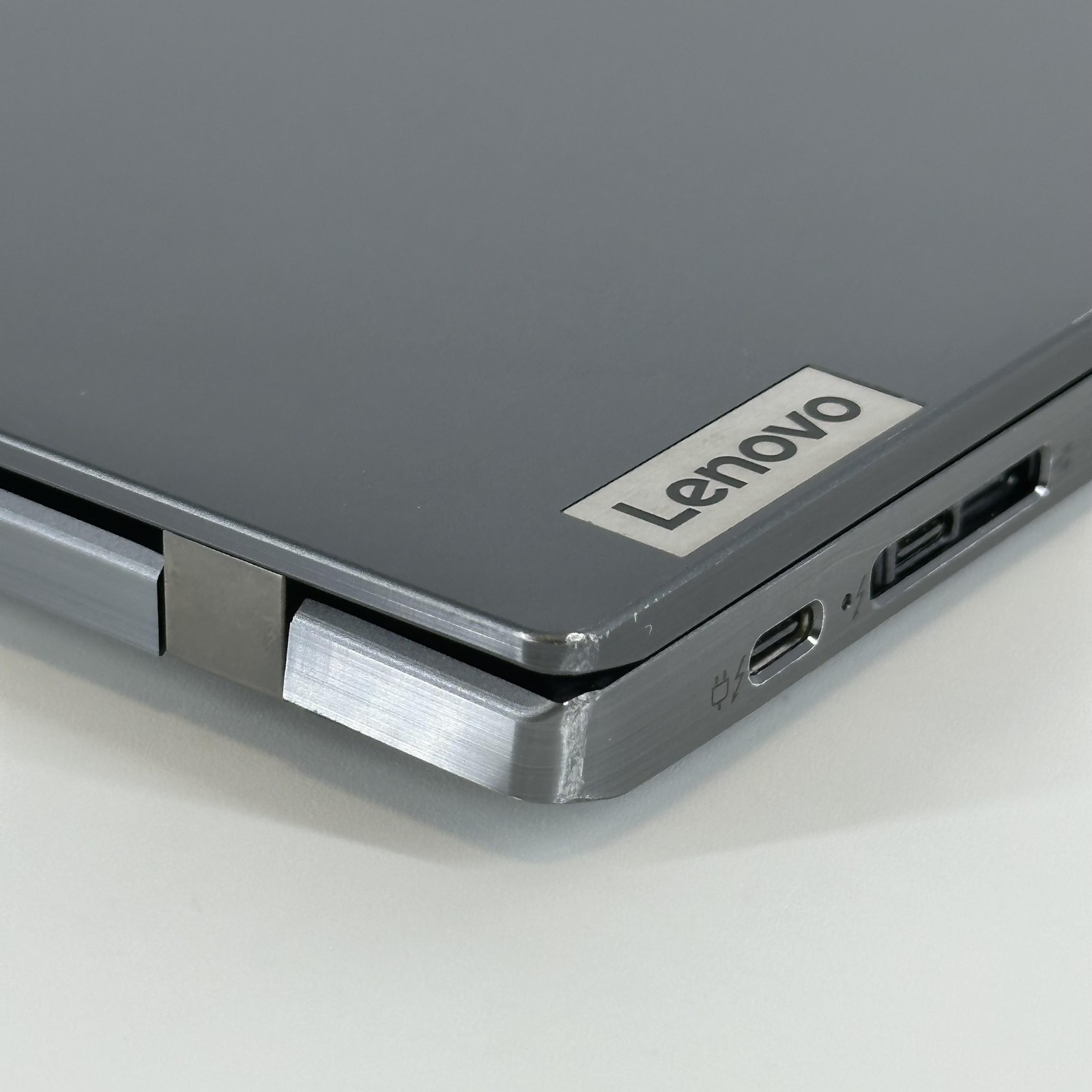 Lenovo ThinkPad T14s Gen 2 Gray FHD TOUCH i5-1135G7 2.40GHz 16GB 512GB FRAME GAP