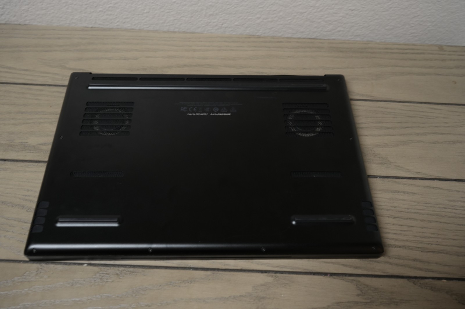 Razer Blade 16 240Hz GeForce RTX 4080, i9 13950HX 5.5GHz, 32GB DDR5 5500Mhz
