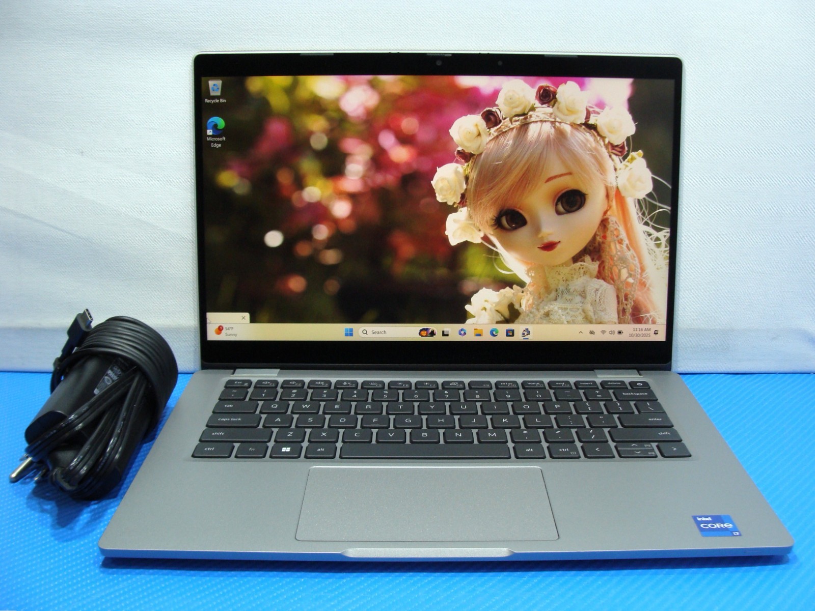 Dell Latitude 5330 13.3″FHD TOUCH i7-1265U 1.8GHz 16GB 512GB SSD W11Pro +Charger