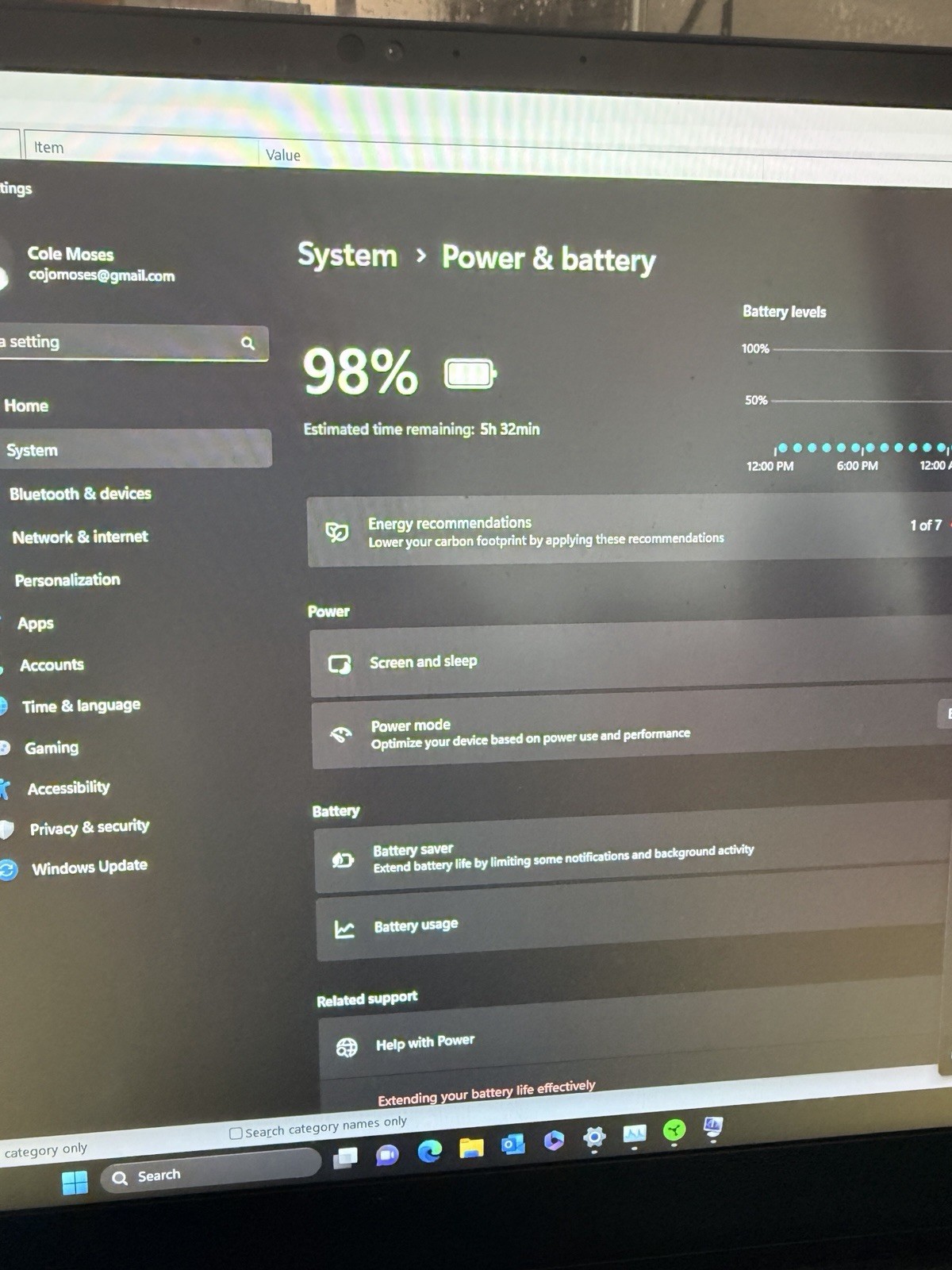 Razer Blade 15″ Gaming Laptop i7-9750H 16GB SSD Dedicated Graphics Win11 Black